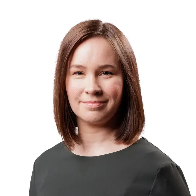 Tytti-Bruce-Hyrkas-2-nelio-768x768